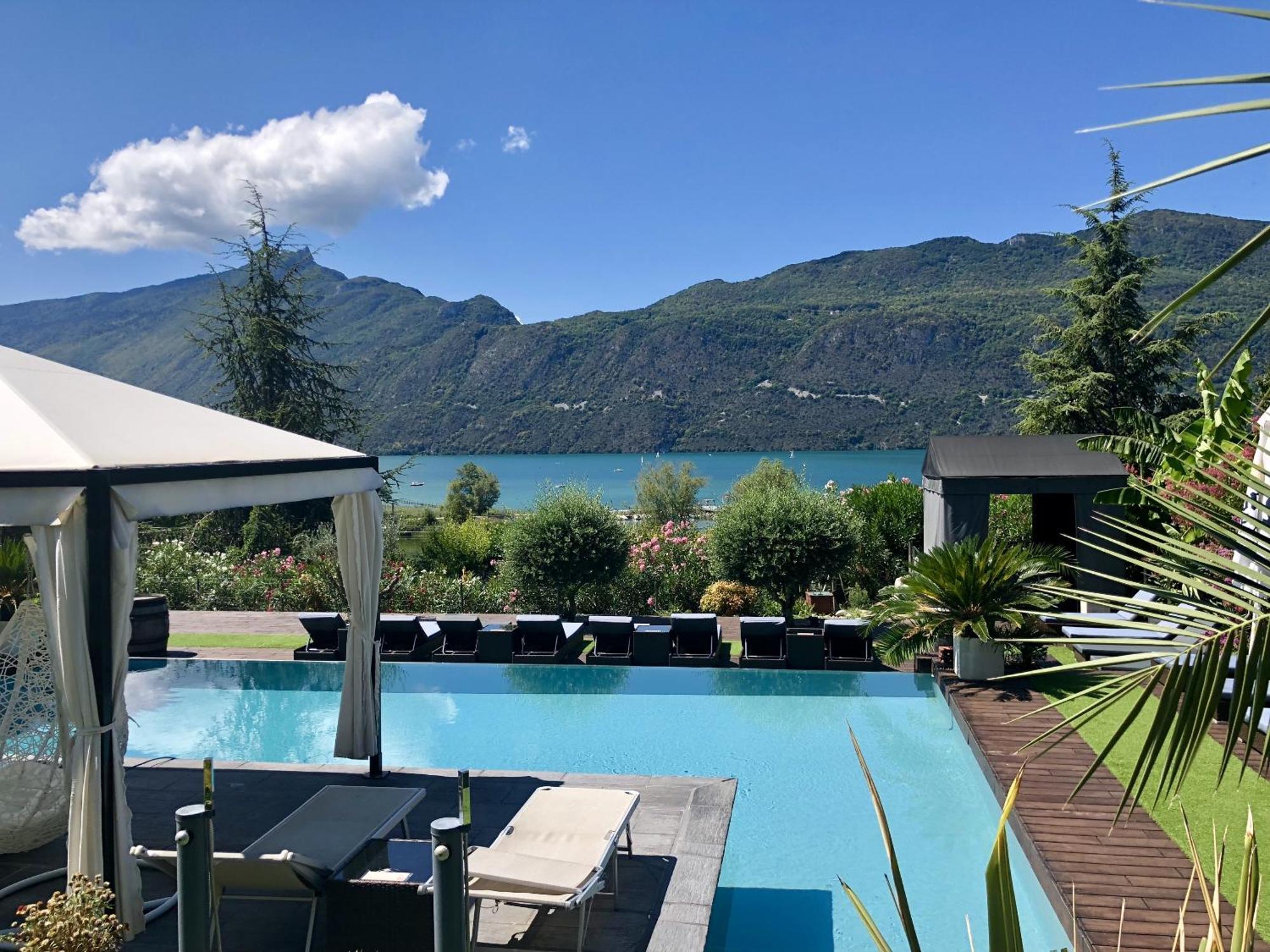 Les Suites Du Lac Aix-les-Bains Exterior foto